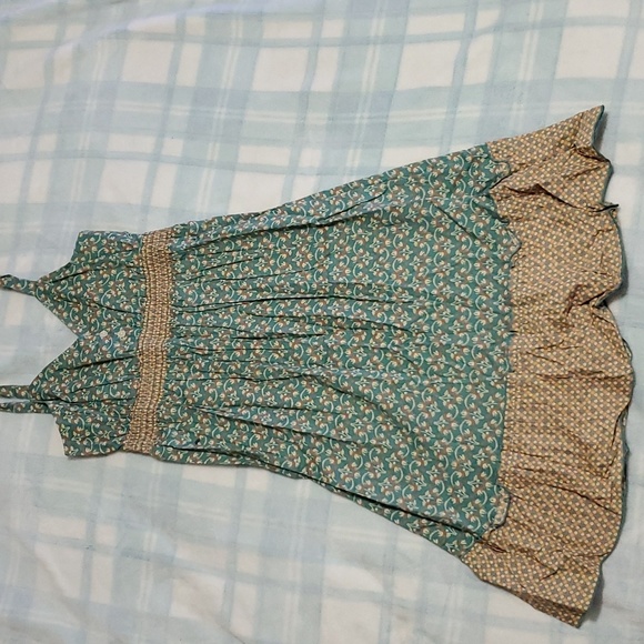 009XPRESSION Dresses & Skirts - NWOT 009XPRESSION Women Size Medium Floral Green Dress
